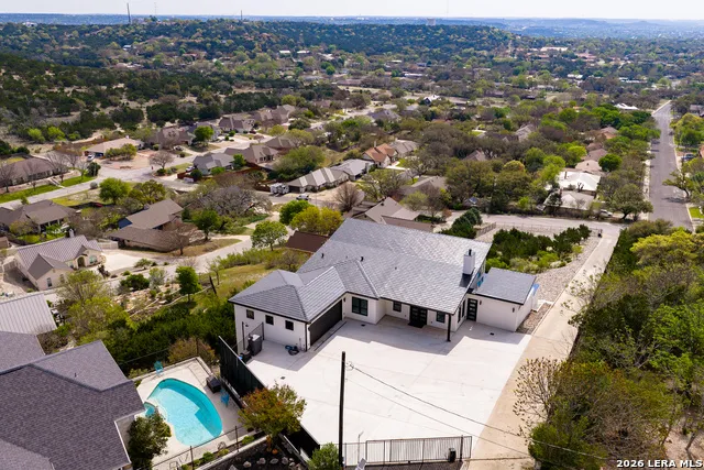 2100 BLUFF RIDGE DR Kerrville, TX 78028