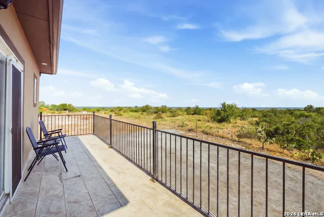 1357 PRIVATE ROAD 3702 San Antonio, TX 78253