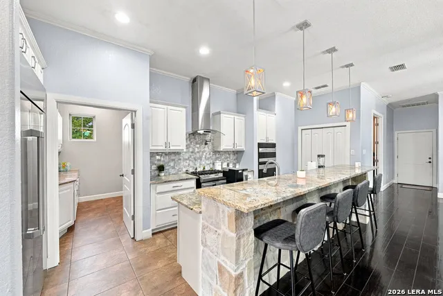 1357 PRIVATE ROAD 3702 San Antonio, TX 78253