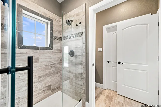 1357 PRIVATE ROAD 3702 San Antonio, TX 78253