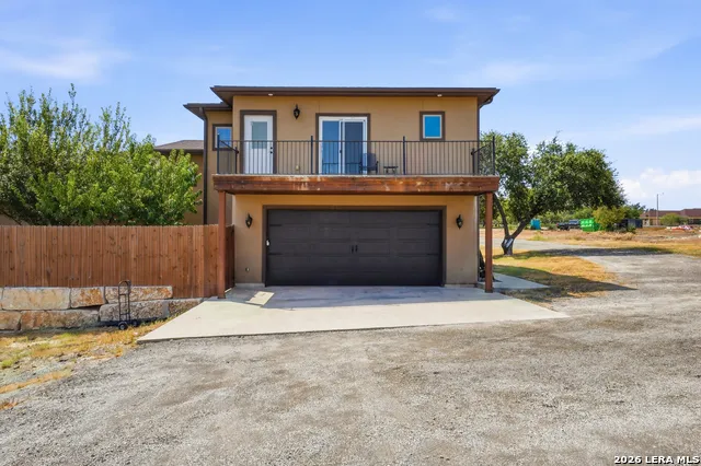 1357 PRIVATE ROAD 3702 San Antonio, TX 78253