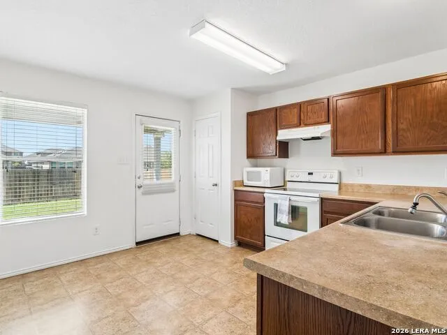 244 Cactus Patch Selma, TX 78154