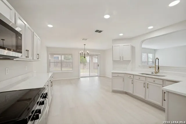 9935 Carswell Peak San Antonio, TX 78245