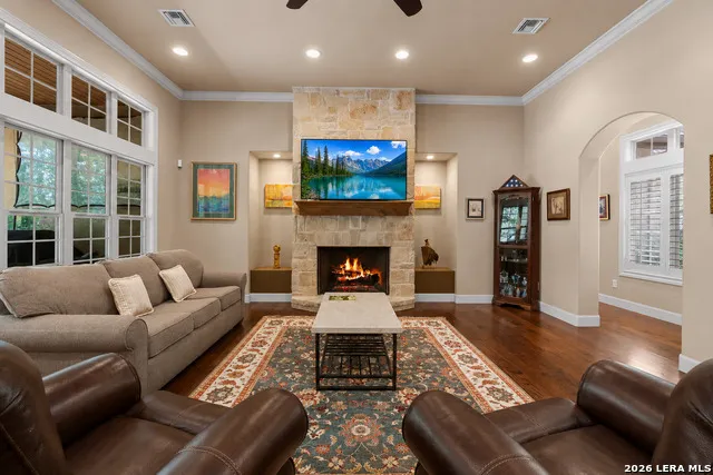 416 WILLIAMS WAY New Braunfels, TX 78130