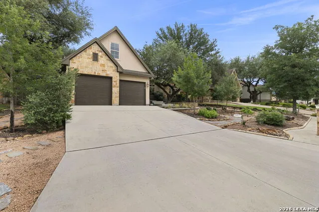 416 WILLIAMS WAY New Braunfels, TX 78130