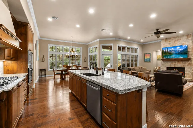 416 WILLIAMS WAY New Braunfels, TX 78130