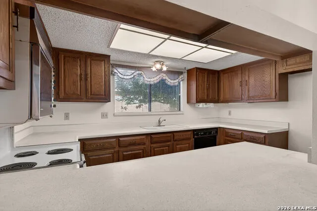 5812 Royal Bend San Antonio, TX 78239