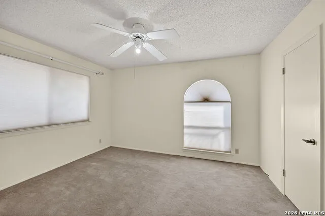 5812 Royal Bend San Antonio, TX 78239