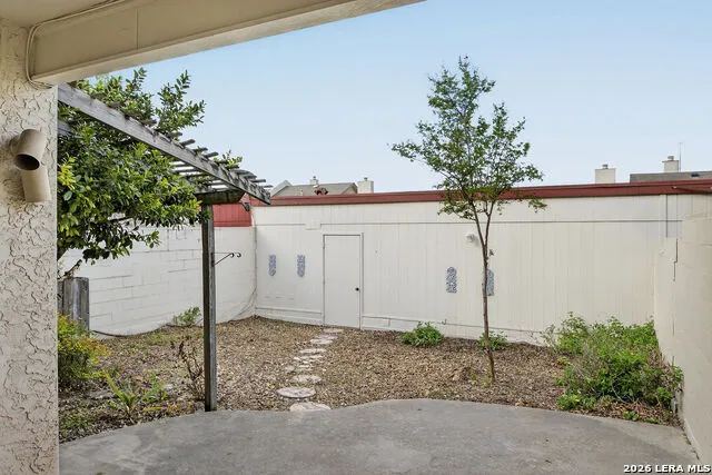 5812 Royal Bend San Antonio, TX 78239