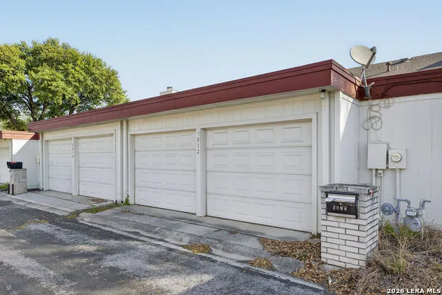 5812 Royal Bend San Antonio, TX 78239