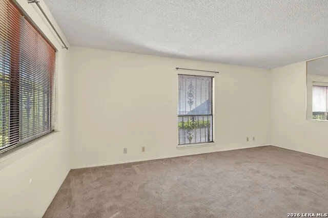5812 Royal Bend San Antonio, TX 78239