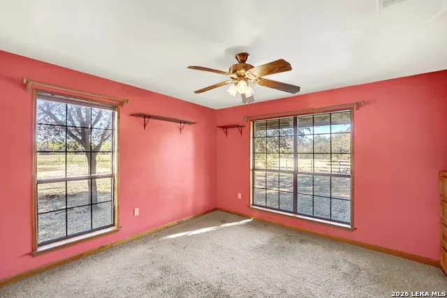 386 County Road 763 Devine, TX 78016