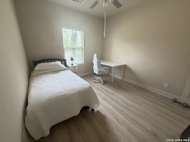 9043 INDIGO LK San Antonio, TX 78245