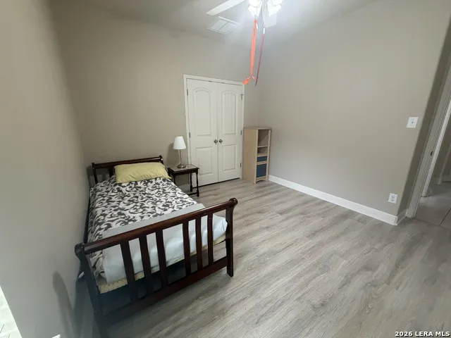 9043 INDIGO LK San Antonio, TX 78245