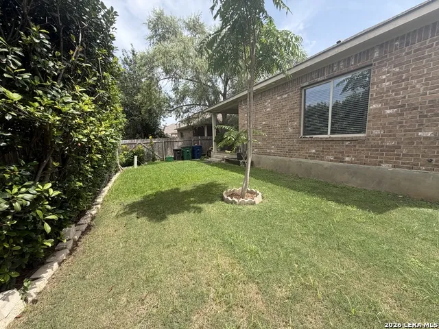 9043 INDIGO LK San Antonio, TX 78245