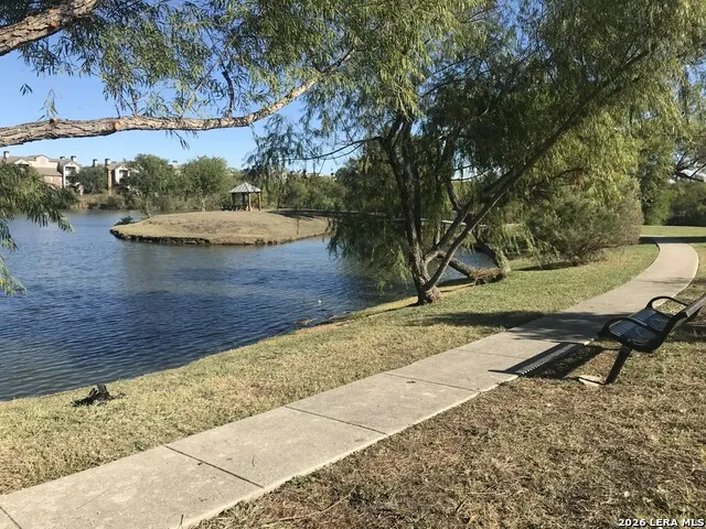9043 INDIGO LK San Antonio, TX 78245