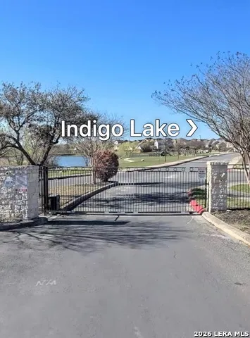 9043 INDIGO LK San Antonio, TX 78245
