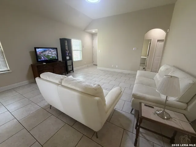 9043 INDIGO LK San Antonio, TX 78245