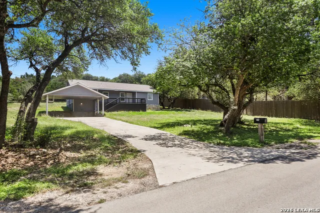 723 hancock Canyon Lake, TX 78133