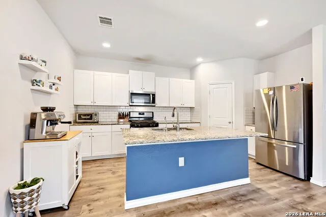383 ARBOR HLS New Braunfels, TX 78130