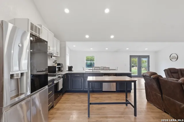 297 Rust Ranch Blanco, TX 78606