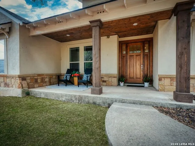 676 Highgate Dr Bandera, TX 78003