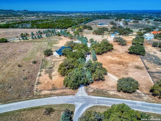 676 Highgate Dr Bandera, TX 78003