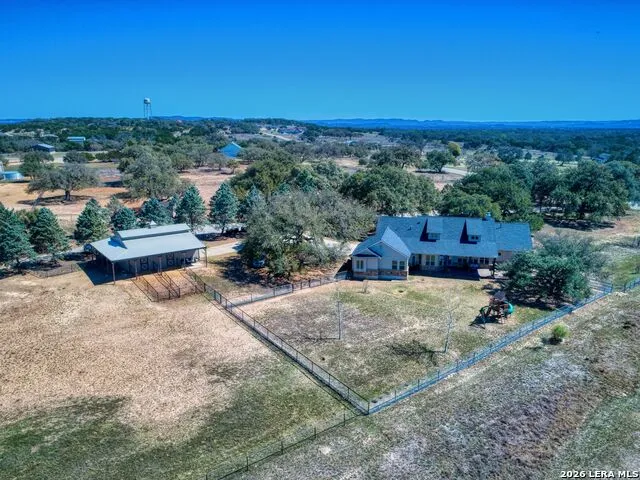676 Highgate Dr Bandera, TX 78003