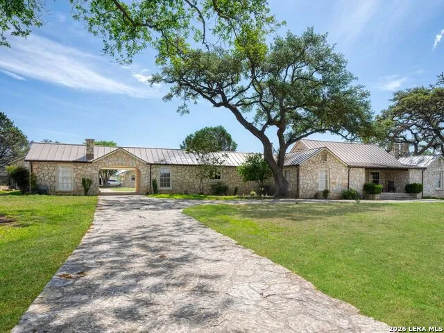 676 Highgate Dr Bandera, TX 78003