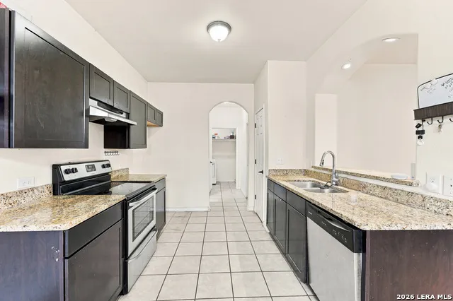 524 Indian Crossing Jourdanton, TX 78026