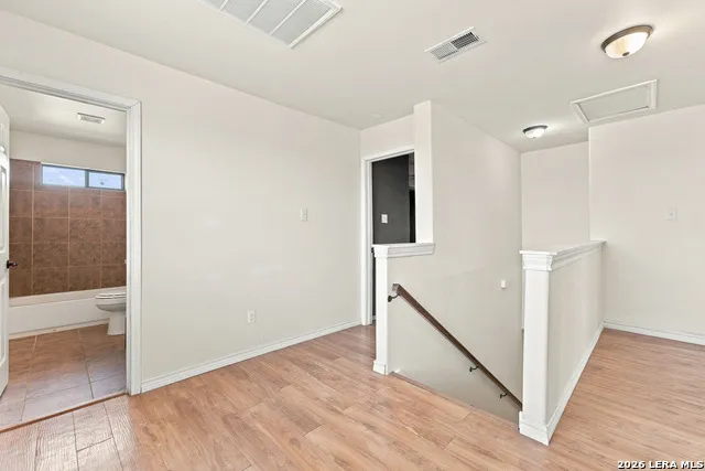 524 Indian Crossing Jourdanton, TX 78026