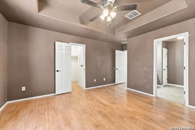 524 Indian Crossing Jourdanton, TX 78026