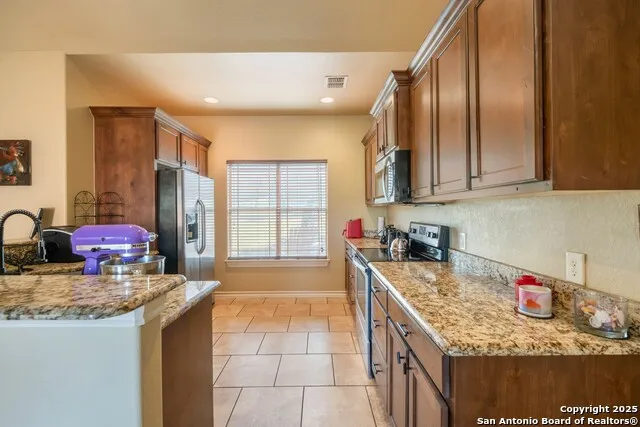 107 Garrett Way Canyon Lake, TX 78133