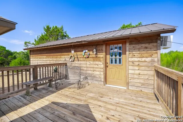 107 Garrett Way Canyon Lake, TX 78133