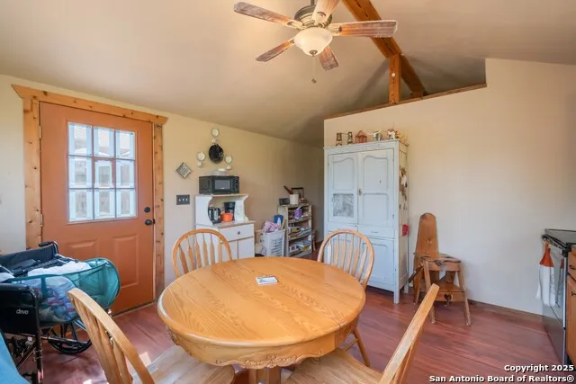 107 Garrett Way Canyon Lake, TX 78133