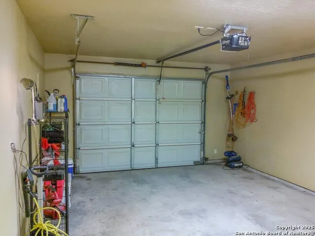 107 Garrett Way Canyon Lake, TX 78133