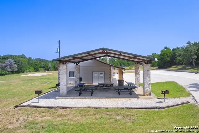 107 Garrett Way Canyon Lake, TX 78133