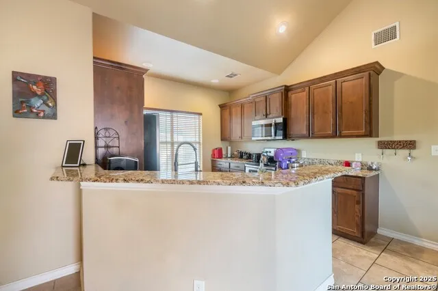 107 Garrett Way Canyon Lake, TX 78133