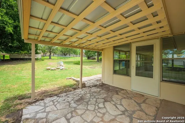 1122 Nancy Beth Dr. Kerrville, TX 78028