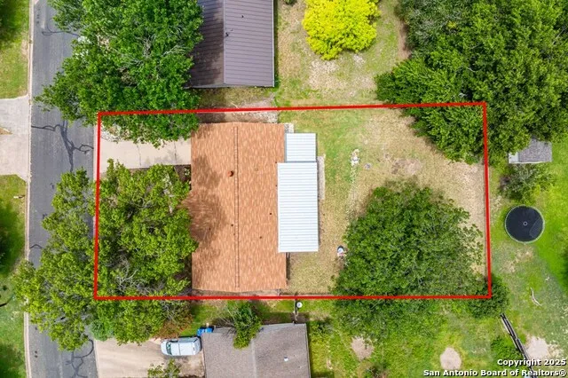 1122 Nancy Beth Dr. Kerrville, TX 78028