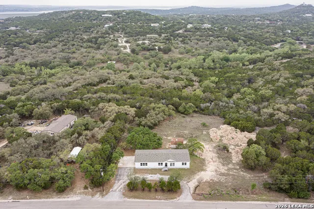 1235 Q'Appuella Canyon Lake, TX 78133