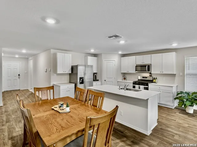 5343 Trinity Run San Antonio, TX 78253