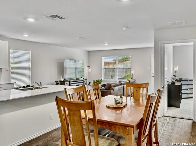 5343 Trinity Run San Antonio, TX 78253