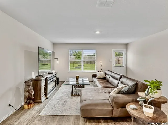 5343 Trinity Run San Antonio, TX 78253