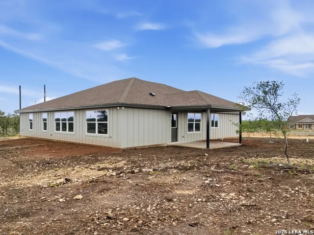 60 Friendship Hills Uvalde, TX 78801