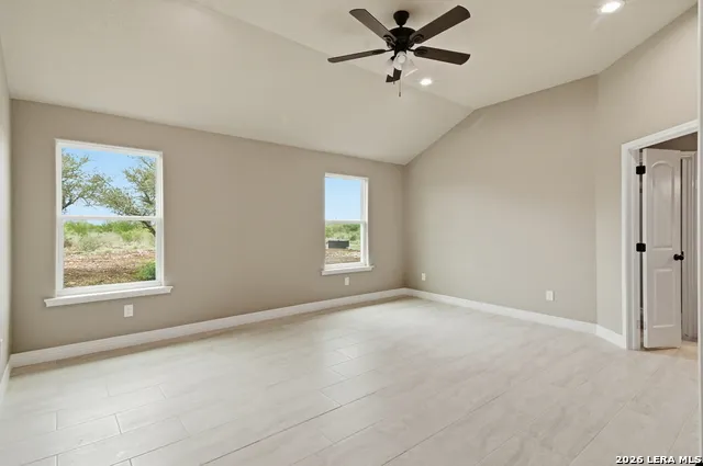 60 Friendship Hills Uvalde, TX 78801