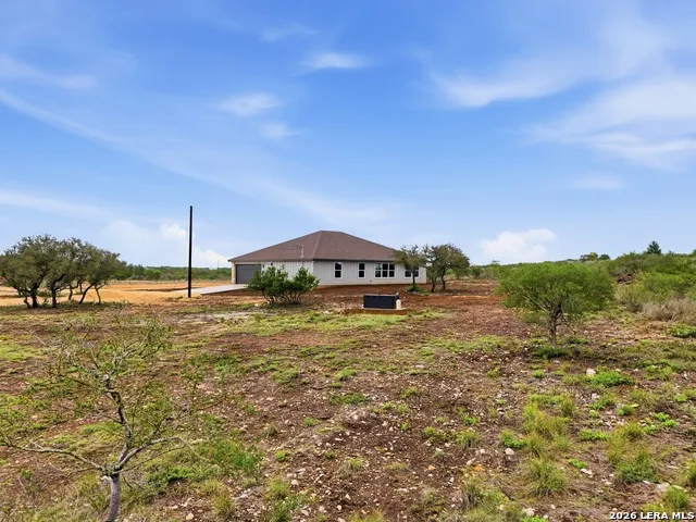 60 Friendship Hills Uvalde, TX 78801