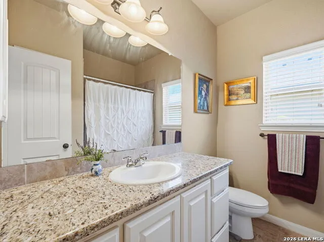 225 Greenway Dr Seguin, TX 78155