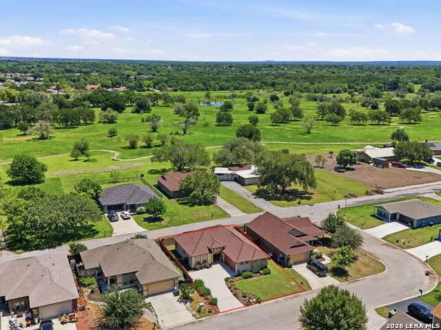 225 Greenway Dr Seguin, TX 78155