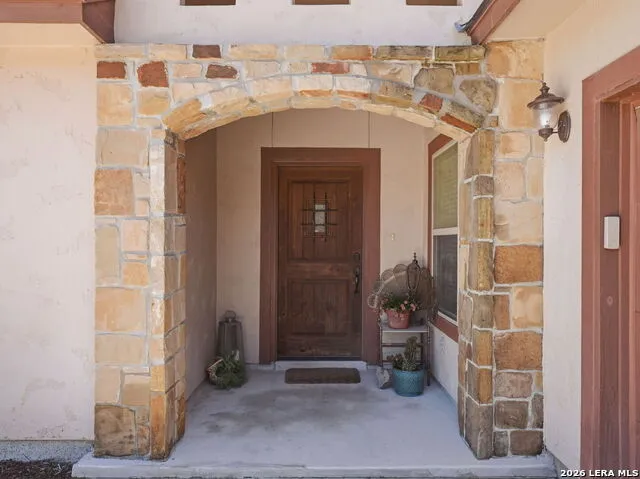 225 Greenway Dr Seguin, TX 78155